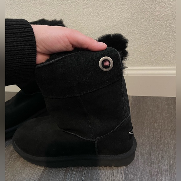 NWOT Koolaburra by UGG Boots, Black, size 6 - Picture 14 of 15